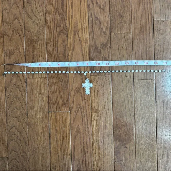 Vintage Mother of Pearl Rosary Necklace with Silver Tone Hardware - Picture 4 of 4